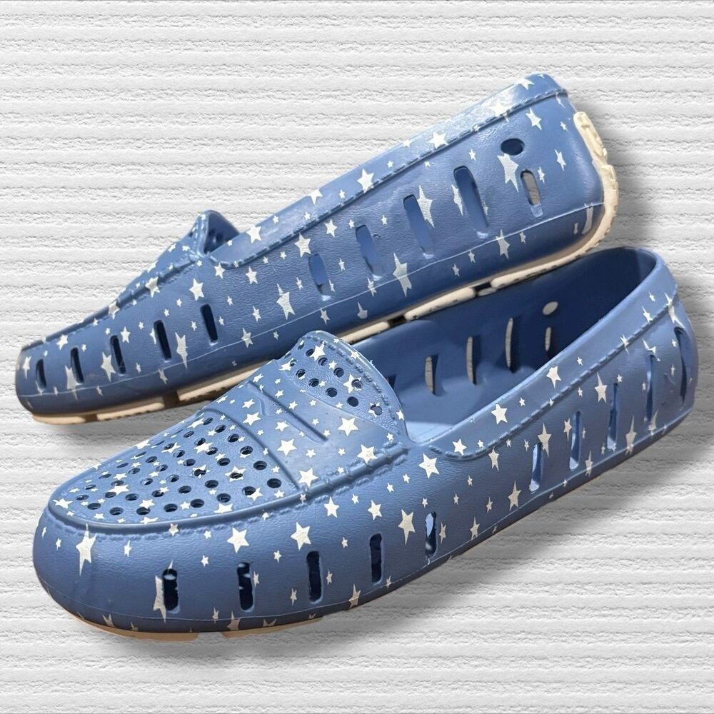Floafers Women’s 7 Blue Star Slip-On Loafers Water-Friendly EVA Shoes
